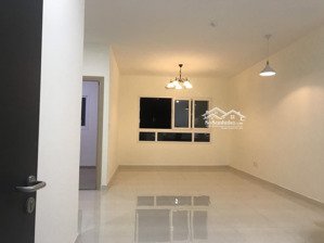 cần tìm chủ mới bán nhanh trong tuần căn hộ green town 2pn-2wc -dt 68m2 nhà mới tinh view mặt tiền