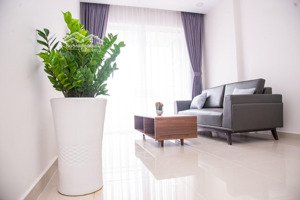 cần cho thuê cc central plaza 91 phạm văn hai q.tb. dt 65m2 2p 2wc. giá 10tr. lh 