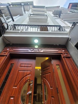 bán nhà mới 5 tầng thang máy - full nội thất ngõ nông, gần ô tô ngô thì sỹ - hà đông
