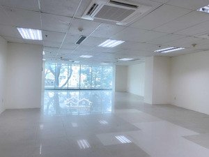 cho thuê văn phòng đường lê trung nghĩa ,p12 , quận tân bình dt 80m2 giá 18 triệu /tháng