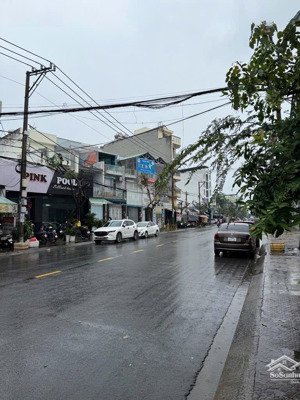 siêu phẩm. căn góc 2 mặt tiền kd. ngang khủng 11m. gần trường chinh. nhỉnh 10tỷ tl