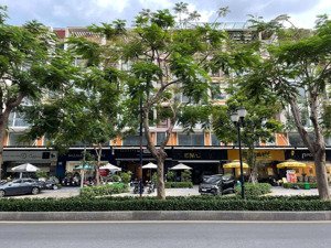 cho thuê nhà 14x20m 6 tầng k hầm, vị trí đẹp, sàn trống phù hợp làm vp, showroom giá chỉ 130 triệu