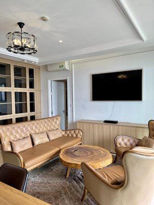 cho thuê cc vista verde, 33 triệu vnd, 138m2, 3pn, 2wc, giá ưu đãi