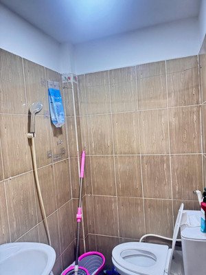 nhà mặt tiền nguyên căn 51 nguyễn xí, p. 26, bình thạnh, 2 tầng, có nội thất, giá thuê 8.5 triệu/th