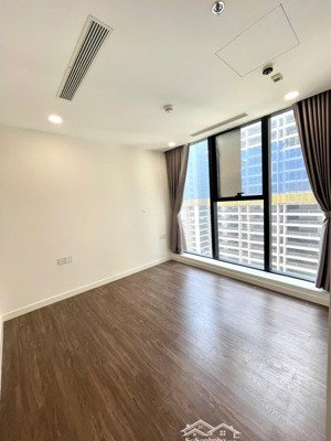 giá tốt t9/2025 - sunshine sky city 4pn + 3wc, 132 m2, view đẹp chỉ 7,7 tỷ