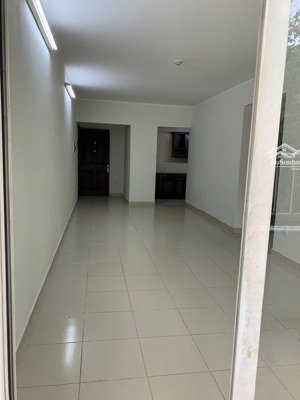 cần bán chung cư bàu cát 2 đường hồng lạc, 71m2, 2 phòng có sổ giá 3.45 tỉ lh my