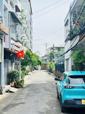 bán nhà hxh 7m, tân phú, 79m2, giá chỉ 7.9 tỷ tl, chính chủ bán nhà c4 tiện xây mới 5-6 tầng.