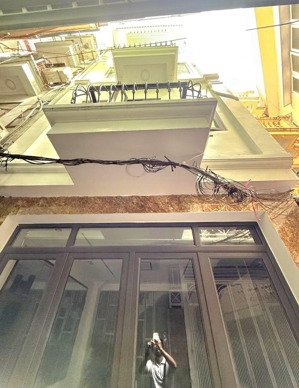 ***xuân thủy cầu giấy 12.3 tỷ 38m2 7 tầng thang máy xây mới - 15m ra oto - gần mặt phố***ở ngay