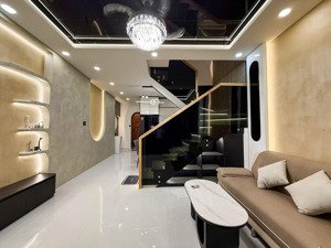 siêu phẩm 2 mặt tiền gần khu vip phan xích long 45m 2 tầng full nội thất 6.x tỷ