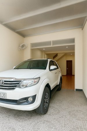 bán nhà p.9 tân bình - giáp q.10 - xe hơi ngủ trong nhà - 4x14 - nở hậu gần 6m - 3 tầng - 7,4 tỷ