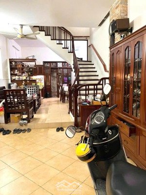 bán nhà xuân la 62m2 phân lô, ô tô tránh nhau, thuận tiện cho kinh doanh