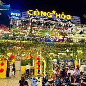 siêu hot! cho thuê mặt bằng kinh doanh phố nguyễn ngọc vũ, dt 130m2 x 2t, mt 8m, vị trí đẹp