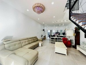 cho thuê nhà phố 1 trệt 2 lầu khu dân cư mega ruby full nội thất đẹp giá chỉ 15tr