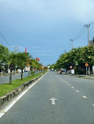 4 lô liền kề sát đường trần phú - cách trung tâm hòa phước chỉ 5 phút