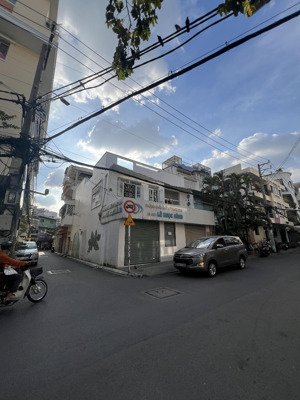 bán nhà góc 2 mặt tiền tại 7a thành thái, 8,5 tỷ, 40m2, view đẹp chỉ với 8,5 tỷ