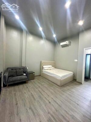 Cho thuê nhà trệt 2 lầu sân thượng mặt tiền đường 30/4