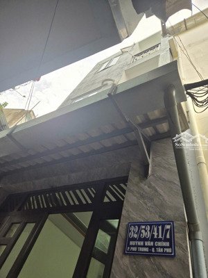 bán nhà 3 lầu chỉ 2.75 tỷ còn bớt