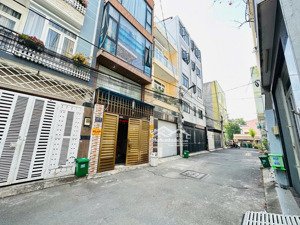 bán nhà 4 tầng ngay trung tâm thủ đức, đường tô vĩnh diện phường linh chiểu