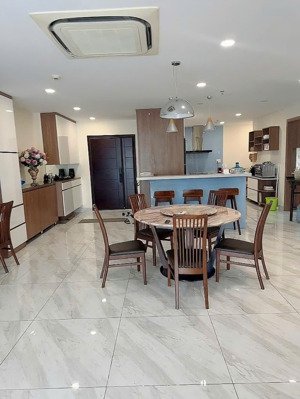 hot deal! bán gấp chcc scenic valley 1, pmh. căn góc, lầu cao, view đẹp. lh: đình hải