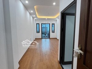 bán nhà hàm nghi, 8 tầng thang máy mới tinh, gara oto- nhỉnh 14 tỷ