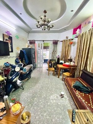 bán nhà riêng tại trần văn quang, tân bình, 5,2 tỷ, 38m2, đẹp, nhiều tiện ích