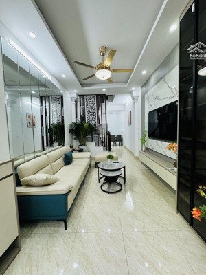 bán nhà riêng 36m.chính chủ tại lĩnh nam