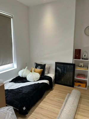 cần cho thuê cc xigrand court dt 70m2 2pn 2wc full nt giá 15tr/th lh hân