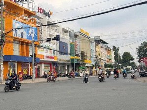 giảm chào cần bán nhà lầu thổ cư kinh doanh khu phú gia 2 trảng dài, 100m2 giá nhỉnh 6 tỷ.