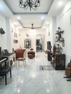 (chuyển công tác bán) 18.5 tỷ, lê trọng tấn, 46m2, kinh doanh, oto đỗ cửa, 5t, mt 4.2m, cực hot