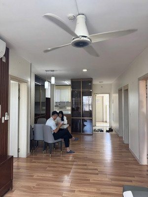 chính chủ cần bán căn chung cư ct4 booyoung - mỗ lao.