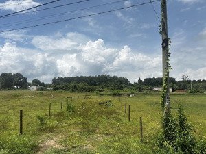 bán đất sào làm farm có sẵn ao cá , 780tr, 3267m2, đất có thổ cư sổ sẵn pháp lý sạch sẽ. 