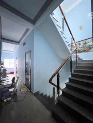 vip vip - mặt tiền hà kỳ ngộ sát tháp đôi vương thừa vũ sân thượng ngắm biển