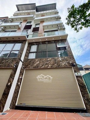 nhà đẹp 6 tầng đàm quang trung,long biên,thang máy,ô tô,dt 42m, mt 5m giá 11,4 tỷ có thương lượng
