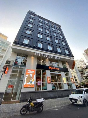 bán building siêu vị trí mt phổ quang, 8 x 28m, hầm + 8 lầu, hđt: 220 triệu/tháng, giá: 48 tỷ tl