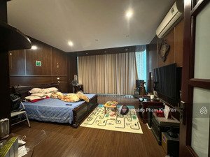 cực mê! phân lô vip hoàng cầu, 10 chỗ đậu đỗ, vỉa hè 2,5m, kinh doanh/vp đỉnh, ngõ thông vòng quanh