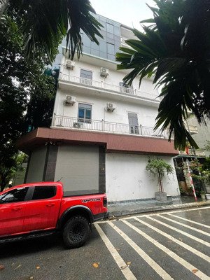 bán nhà khu vực đền lừ, hoàng mai, lô góc 3 thoáng, vỉa hè. dt 80m2 - mt 18m. giá 24 tỷ.