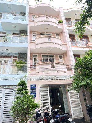 siêu vị trí mặt tiền nội bộ đường cmt8, quận 3 (dt 5x17m) 3 lầu nhà mới tiện ở liền