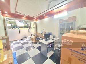 (ca sĩ nổi tiếng giảm 1.8 tỷ bán) 19 tỷ, 64m2, trung kính, oto tránh, kinh doanh, 5t, mt 4.7m,