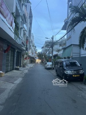 bán nhà căn góc hẻm xe tải gò dầu, tân quý, tân phú, 4 tầng, 5m x 15m, sát aeon mall tân phú