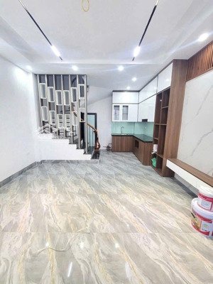 sát oto phố minh khai nhà đẹp 2 thoáng ngõ thông tứ tung 45mx5t giá nhỉnh 7 tỷ