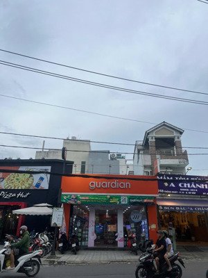 mt thống nhất hiện đang cho thuê 62tr dt 7 x 19m