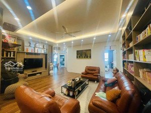 vợ chồng tôi cần bán căn hộ 147m2 tại tòa 34t kđt trung hòa nhân chính 