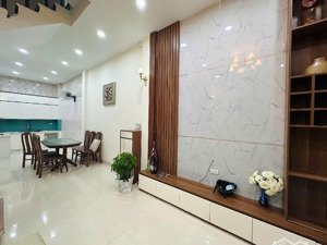 bán gấp nhà đẹp ngõ nông tân mai, 41m2, 4 tầng, mặt tiền 4.5m, full nội thất, chủ chào 7,6tỷ có tl