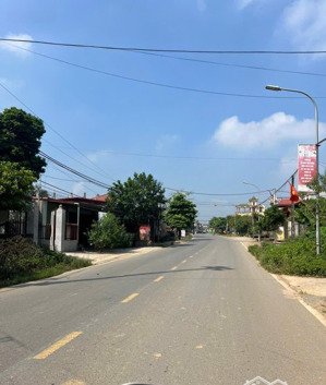 vỡ nợ cần bán 100m full thổ cư, mặt tiền6m zá 2tỷ