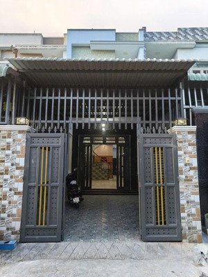 bán nhà trệt lầu hoàn công ngay quốc lộ 1k gần bigc go dĩ an