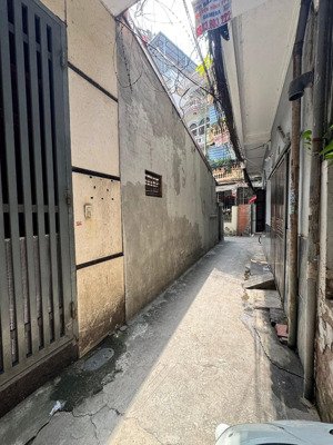 bán nhà hào nam mặt ngõ thông 26m2, 5 tầng dân xây, 6.4 tỷ