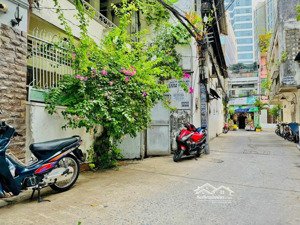 bán nhà gò vấp-gần mt quang trung-hẻm 5m-nở hậu-tiện xây mới(trệt lửng 2 lầu st).chỉ 78trđ/m