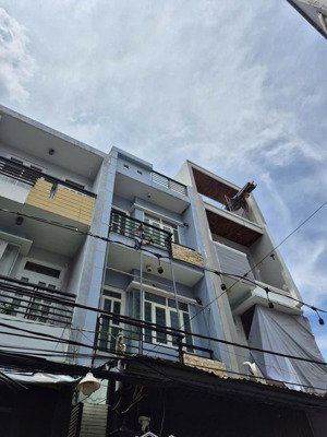 nhà thuê quá tốt trong tầm giá đường lớn bông sao