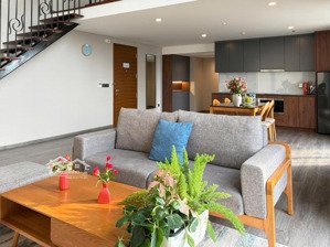 chủ nhà gửi cho thuê gấp căn hộ cao cấp tại pentstudio - 699 lạc long quân giá 17tr. lh: 