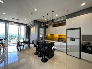 hàng hot - bán căn hộ 2pn sarimi sẵn sổ hồng view toàn cảnh quận 1 và tthc siêu đô thị mới
